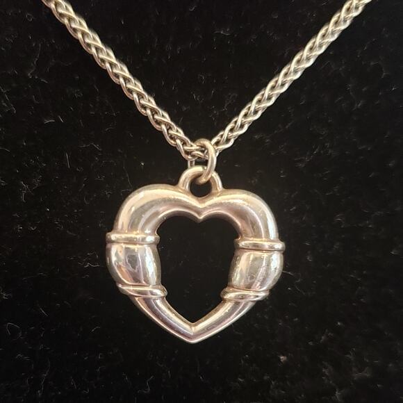 Brighton Silver plated Open‎ Heart Pendant Necklace with Rhinestone Accents - Picture 3 of 6